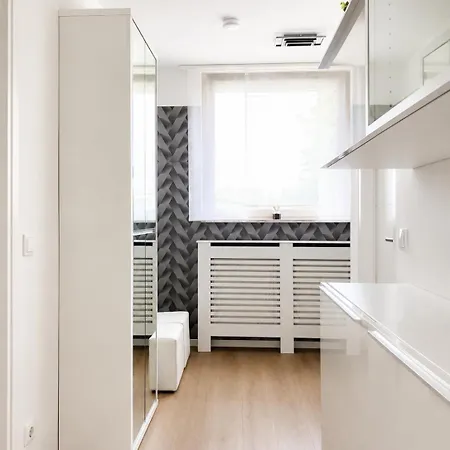 Ypsilon Am Gruen Apartment *